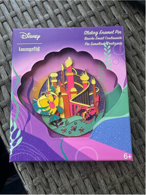 Disney Loungefly Ariel Castle Sliding Enamel 3” Pin Limited Edition